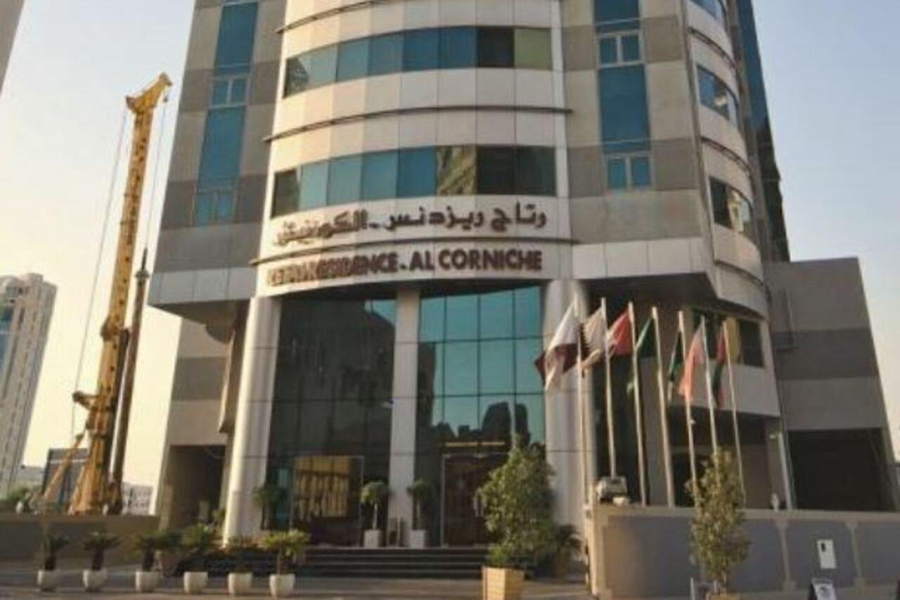 Retaj Residence Al Corniche Доха Екстериор снимка