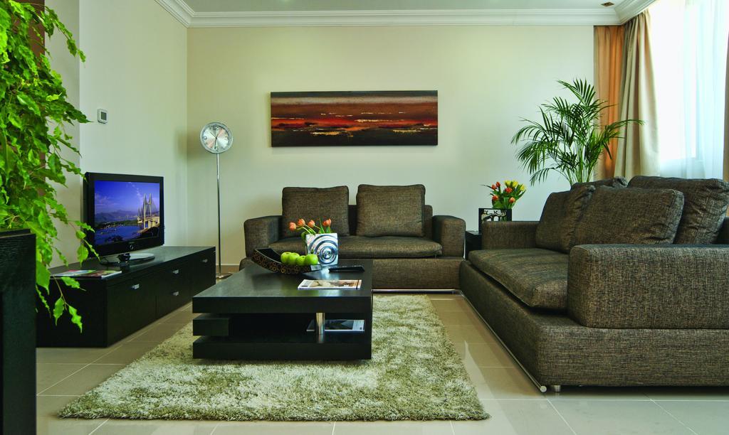 Retaj Residence Al Corniche Доха Екстериор снимка