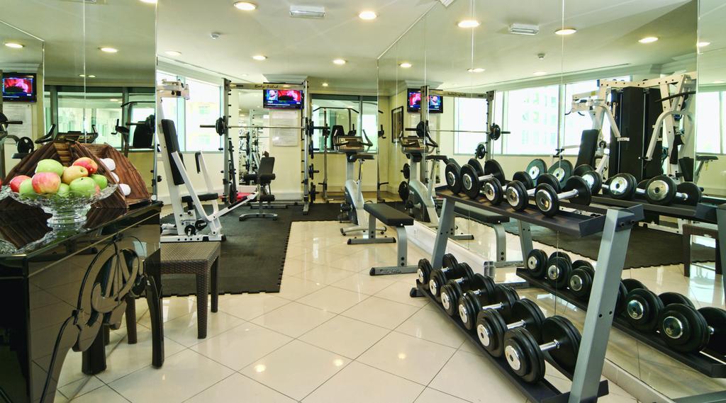 Retaj Residence Al Corniche Доха Екстериор снимка