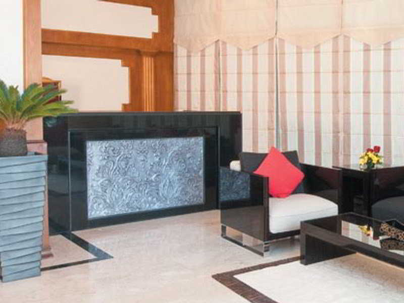 Retaj Residence Al Corniche Доха Екстериор снимка